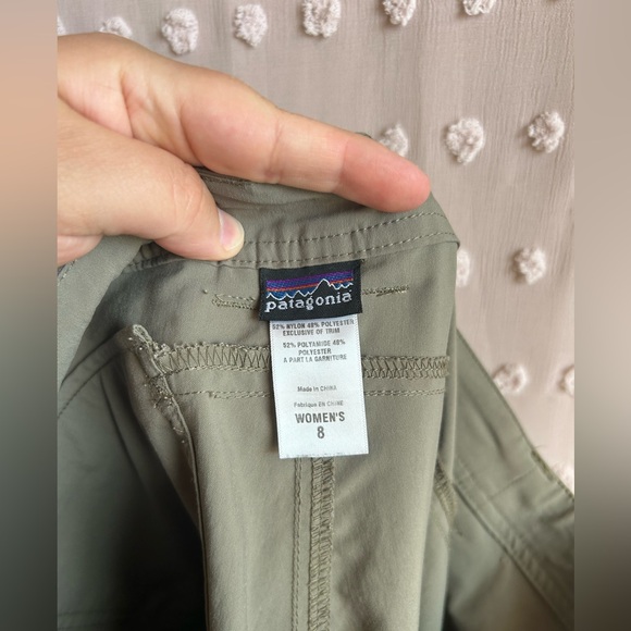 Patagonia Women’s Inter-Continental Zip-Off Pants Sz 8 Olive Green - Picture 4 of 5